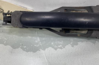 Poignee porte arriere gauche VOLKSWAGEN POLO 4