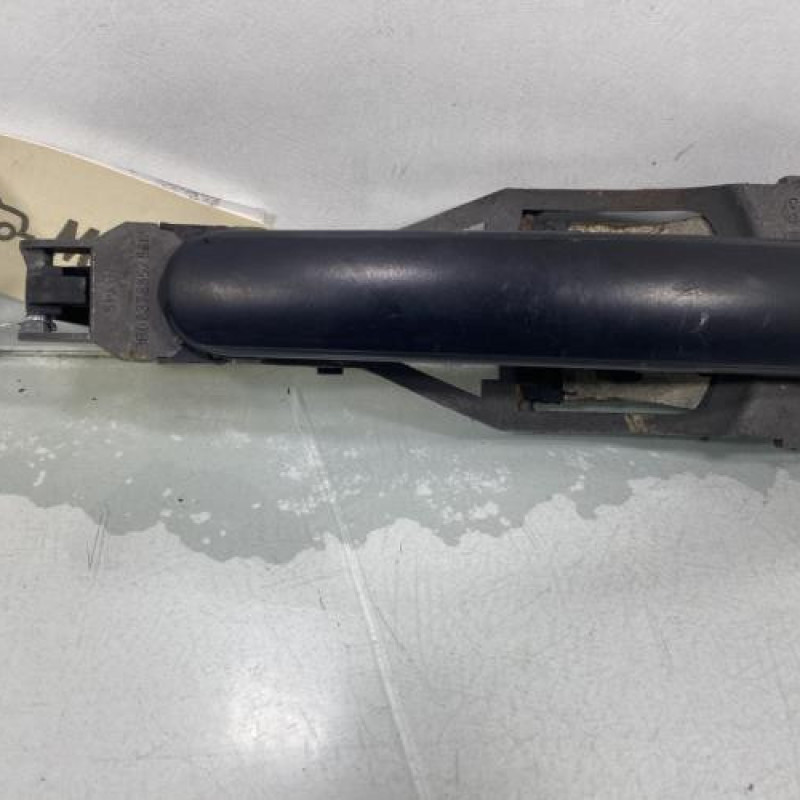 Poignee porte arriere gauche VOLKSWAGEN POLO 4 Photo n°3