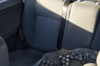 Poignee porte arriere gauche VOLKSWAGEN POLO 4