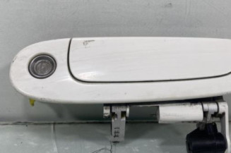 Poignee porte avant gauche TOYOTA YARIS 1 Photo n°1