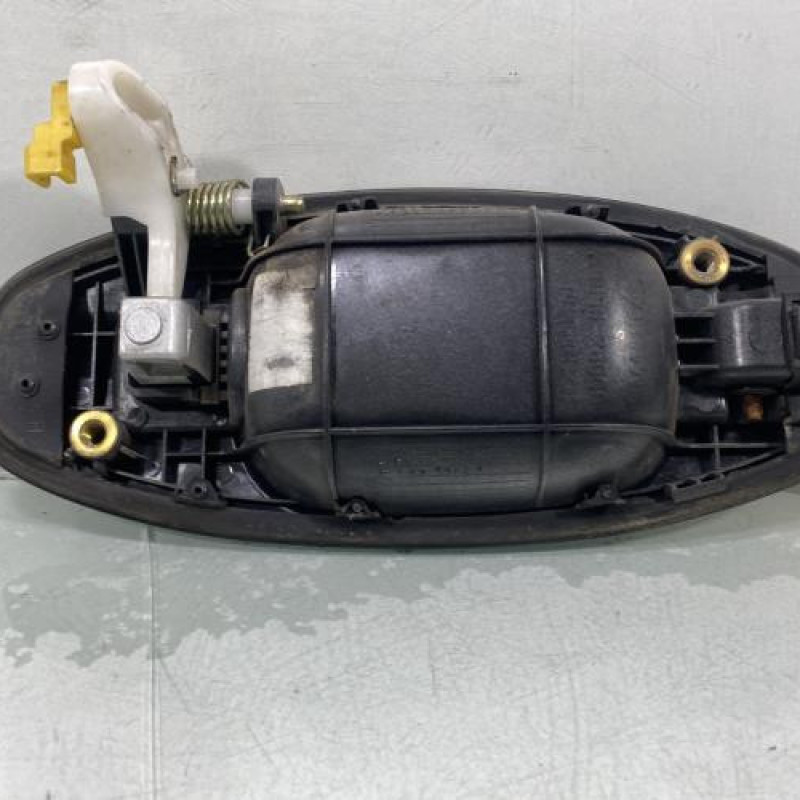 Poignee porte arriere gauche HYUNDAI SANTA FE 1 Photo n°3