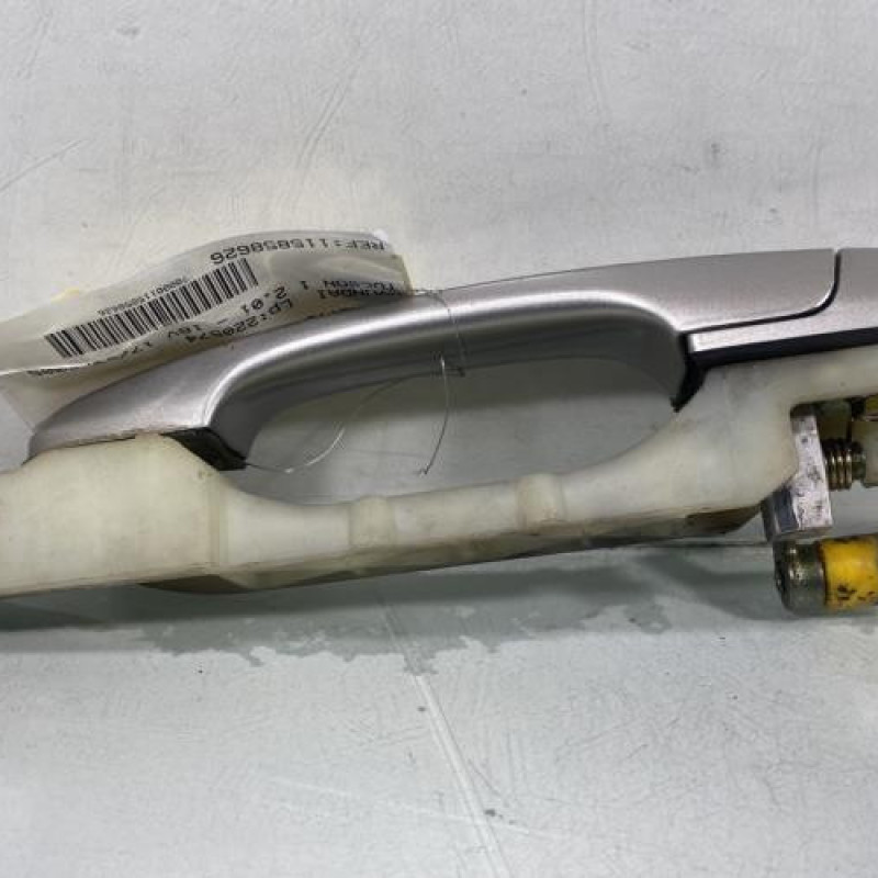 Poignee porte arriere gauche HYUNDAI TUCSON 1 Photo n°2