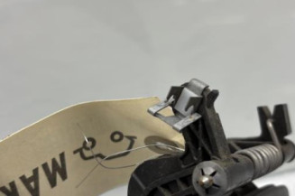 Poignee porte avant droit DACIA SANDERO 2