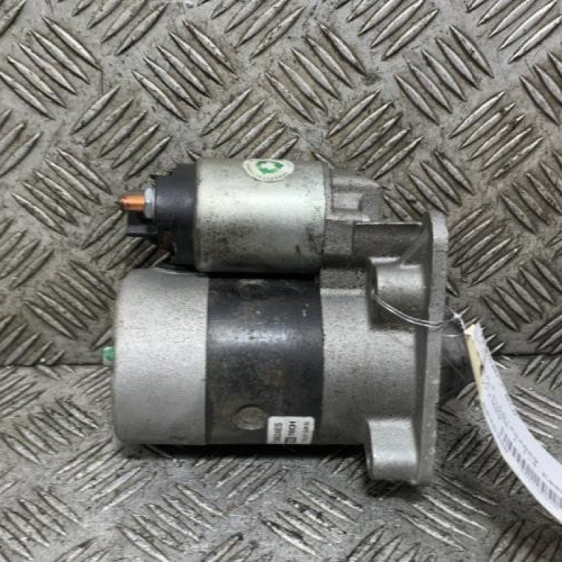 Demarreur RENAULT CLIO 2 Photo n°1