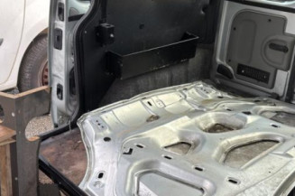 Poignee porte coffre droit RENAULT KANGOO 1