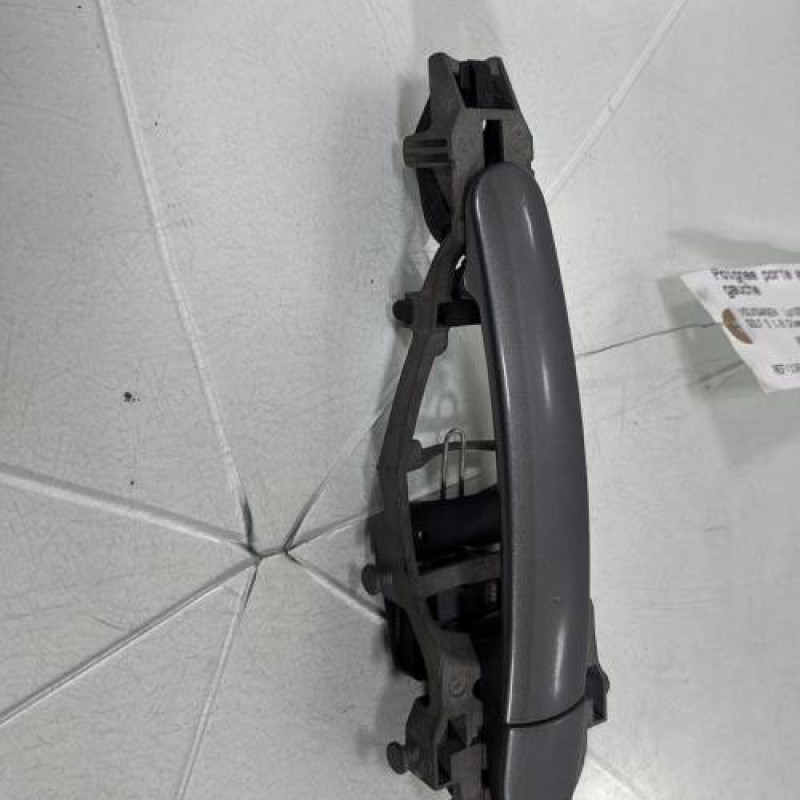 Poignee porte arriere gauche VOLKSWAGEN GOLF 5 Photo n°3