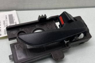 Poignee interieur arriere droit HYUNDAI I 10 2 Photo n°1