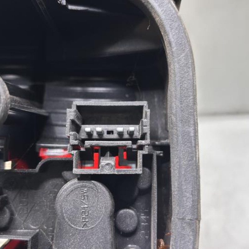 Feu arriere principal droit (feux) RENAULT LAGUNA 2 Photo n°3