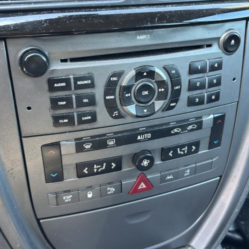 Poignee porte avant droit CITROEN C5 1 Photo n°19