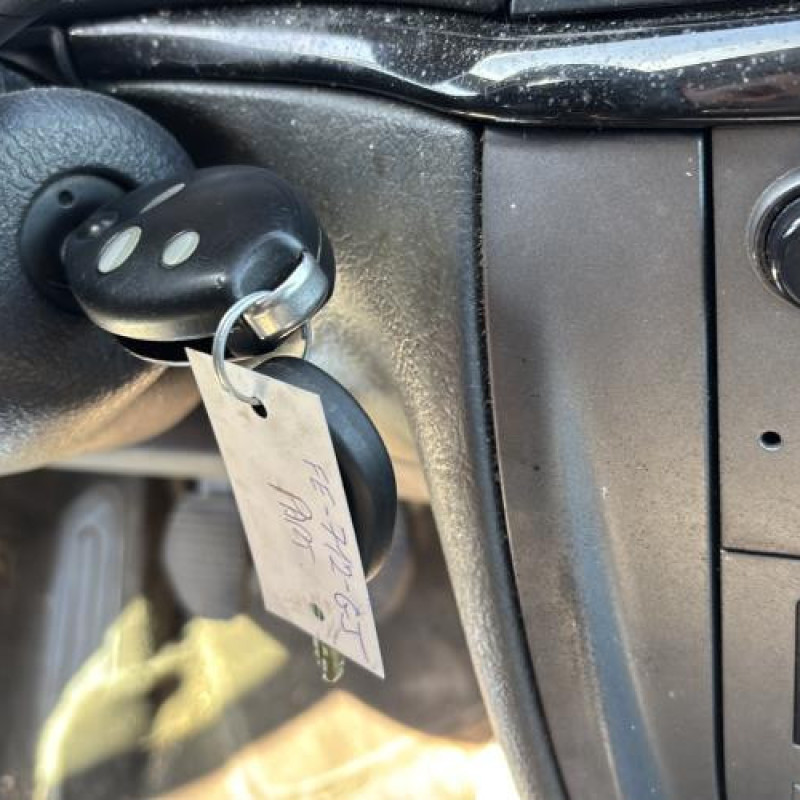 Poignee porte avant droit CITROEN C5 1 Photo n°20