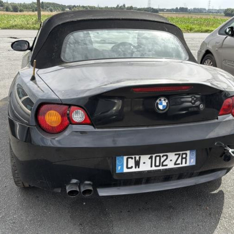 Poignee porte avant gauche BMW Z4 E85 Photo n°9