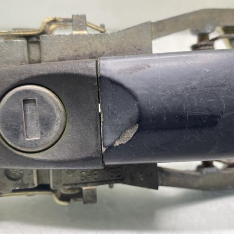 Poignee porte avant droit VOLKSWAGEN TOURAN 1 Photo n°4