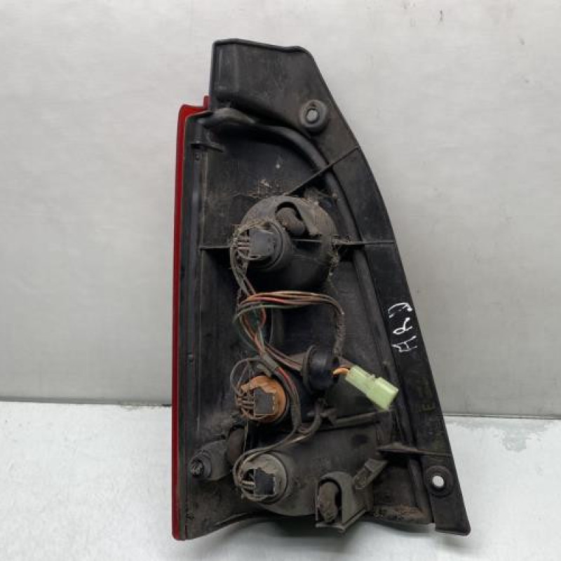 Feu arriere principal droit (feux) OPEL AGILA A Photo n°2