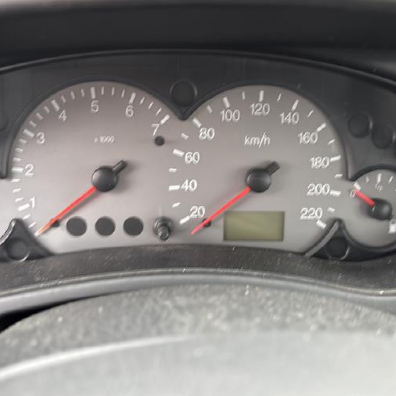 Feu arriere principal droit (feux) FORD FOCUS 1 Photo n°20