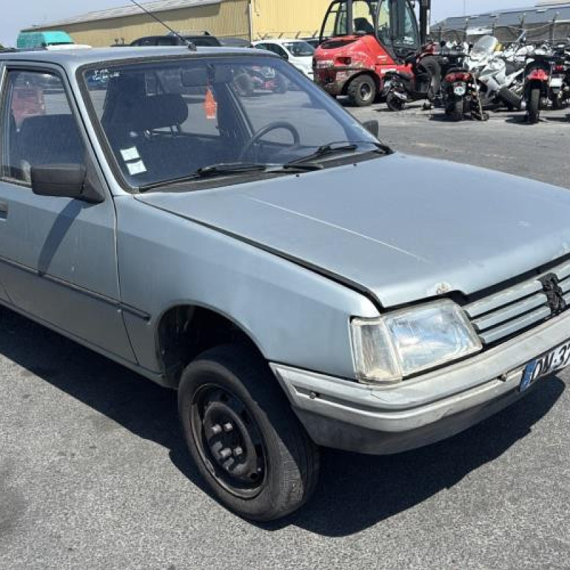 Demarreur PEUGEOT 205 Photo n°5