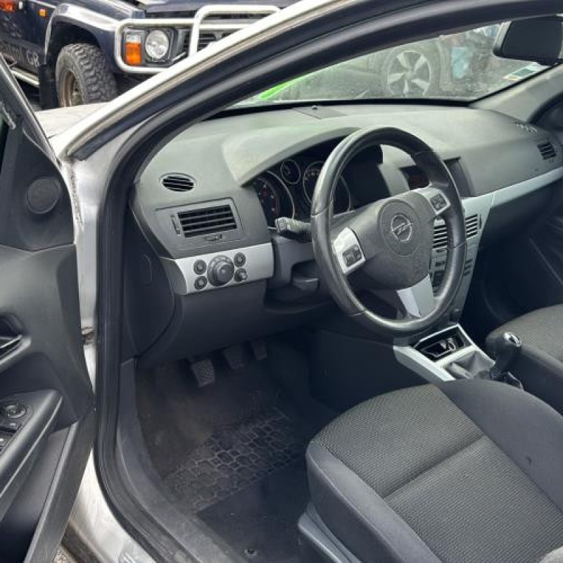 Demarreur OPEL ASTRA H Photo n°13