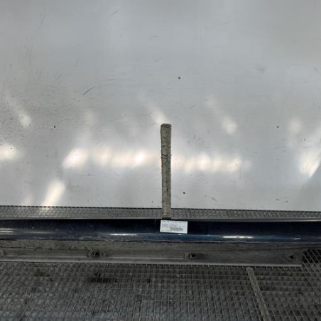 Bas de caisse gauche MERCEDES CLASSE A 176 Photo n°1