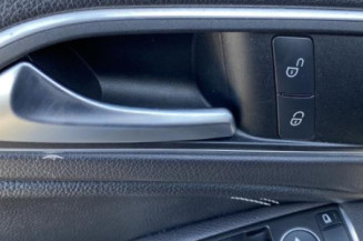 Bas de caisse gauche MERCEDES CLASSE A 176