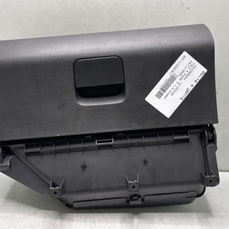 Boite a gants VOLKSWAGEN POLO 4 Photo n°1