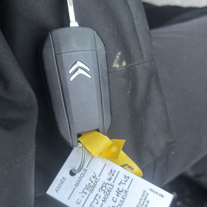 CITROEN C4 CACTUS 1.2 VTI - 12V Photo n°19