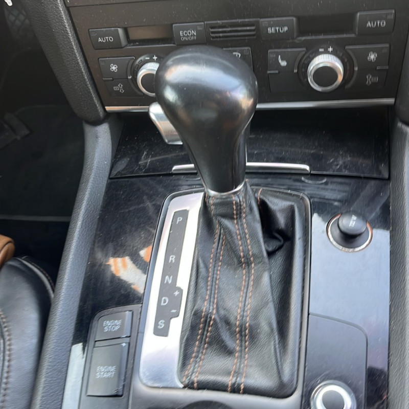 AUDI Q7 1 PHASE 1 3.0 TDI - 24V V6 TURBO QUATTRO 4X4 Photo n°8