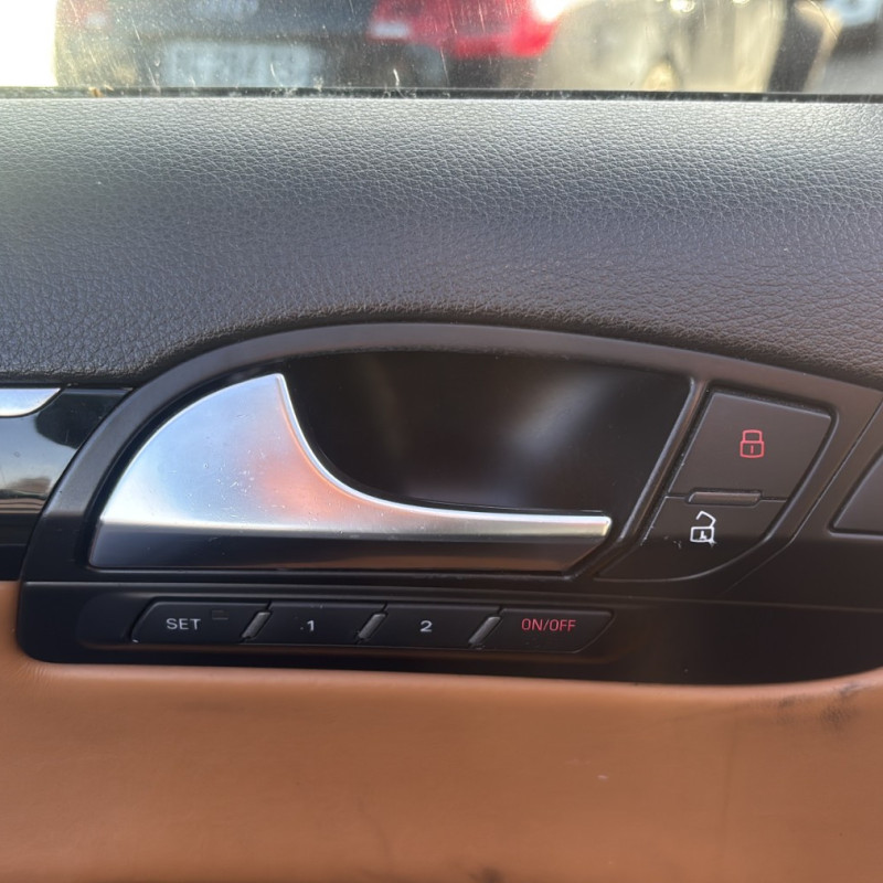 AUDI Q7 1 PHASE 1 3.0 TDI - 24V V6 TURBO QUATTRO 4X4 Photo n°23