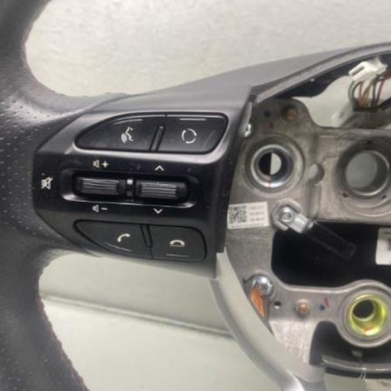 Volant KIA PICANTO 3 Photo n°2