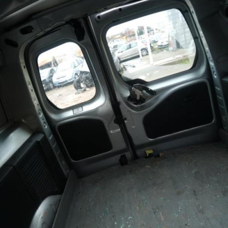 Baguette de porte arriere gauche  PEUGEOT PARTNER 2 Photo n°16