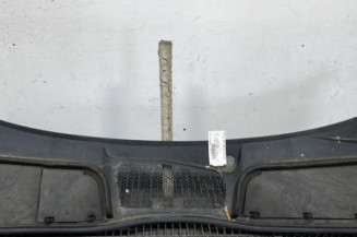 Baie de pare brise AUDI A4 4 Photo n°1