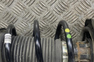 Amortisseur avant gauche VOLKSWAGEN TOURAN 3