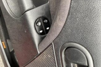 Amortisseur avant droit FORD FIESTA 5