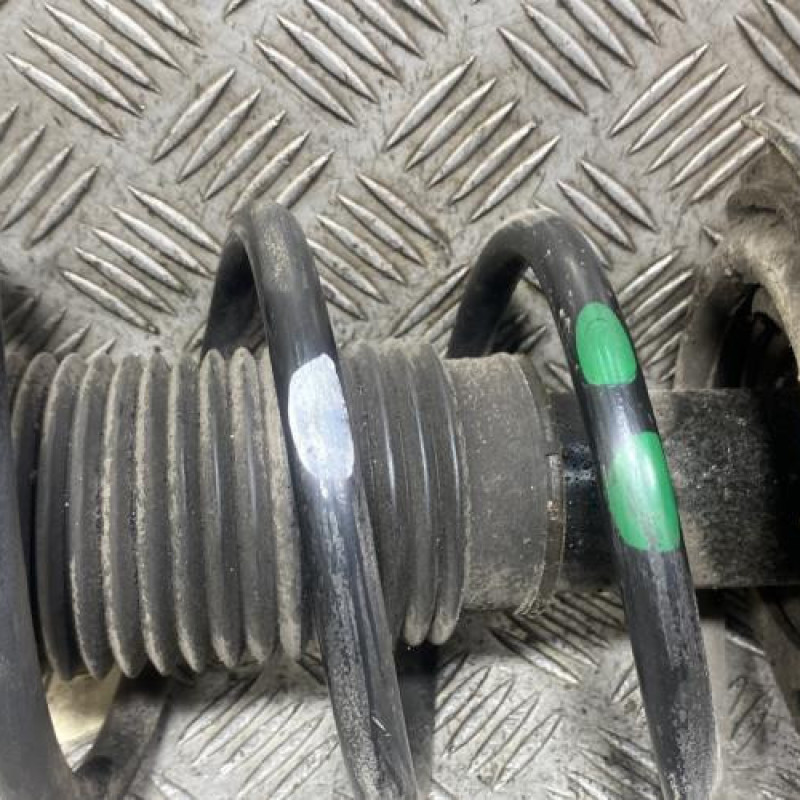 Amortisseur avant gauche HYUNDAI I 10 2 Photo n°2