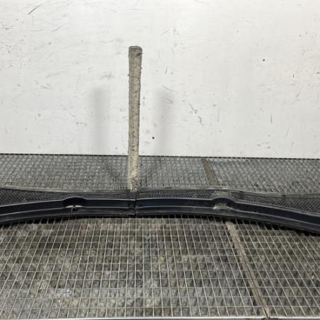 Baie de pare brise PEUGEOT 208 1 Photo n°1