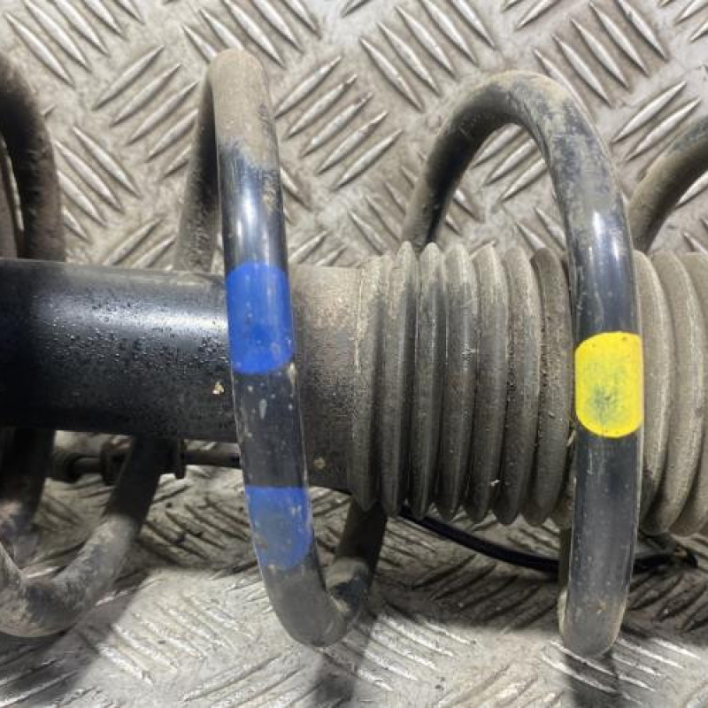 Amortisseur avant gauche HYUNDAI I 10 1 Photo n°2