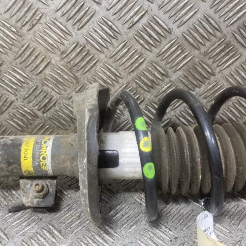 Amortisseur avant gauche FORD FIESTA 6 Photo n°3