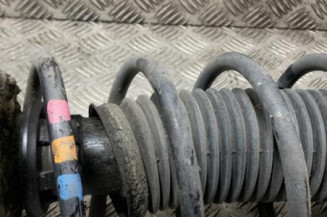 Amortisseur avant droit VOLKSWAGEN GOLF 6