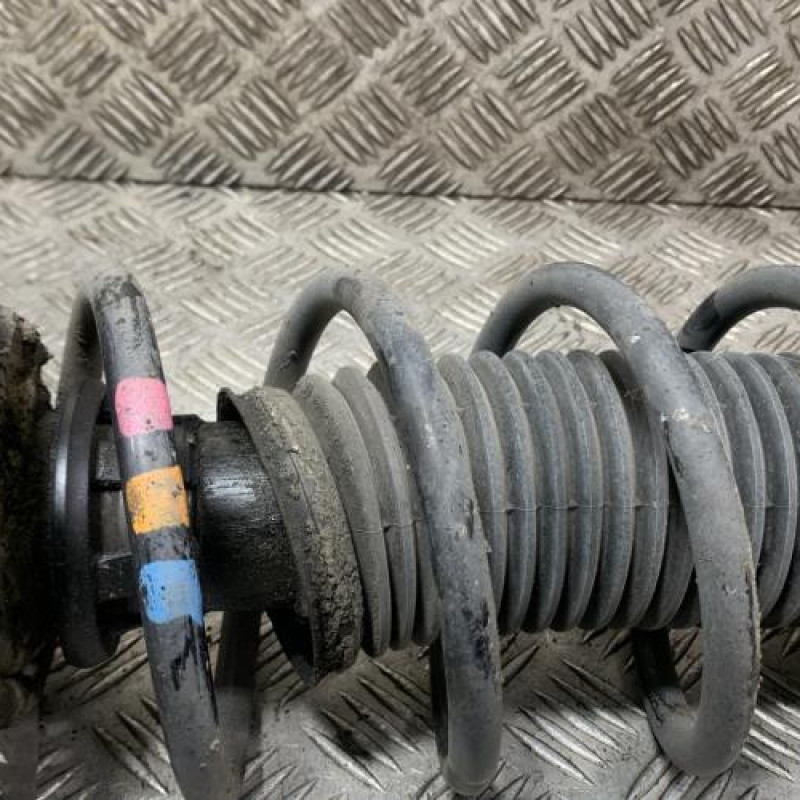 Amortisseur avant droit VOLKSWAGEN GOLF 6 Photo n°3