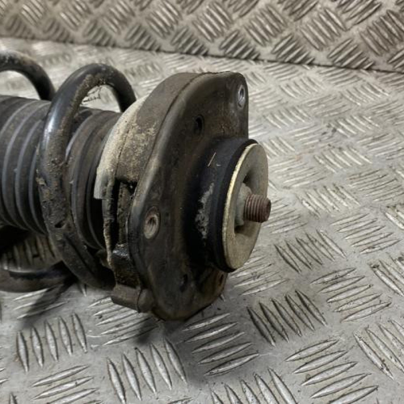 Amortisseur avant gauche VOLKSWAGEN GOLF 6 Photo n°4