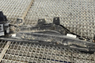 Baie de pare brise PEUGEOT 2008 1