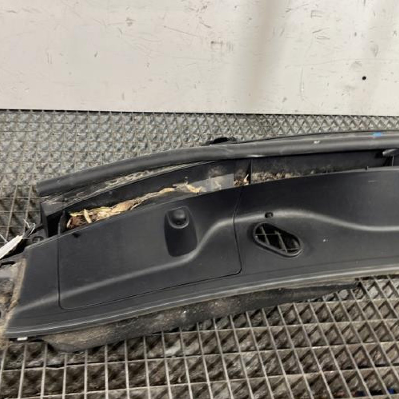 Baie de pare brise PEUGEOT 108 Photo n°2