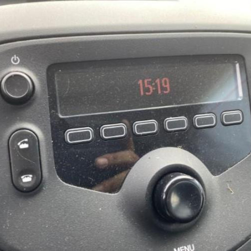 Baie de pare brise PEUGEOT 108 Photo n°10