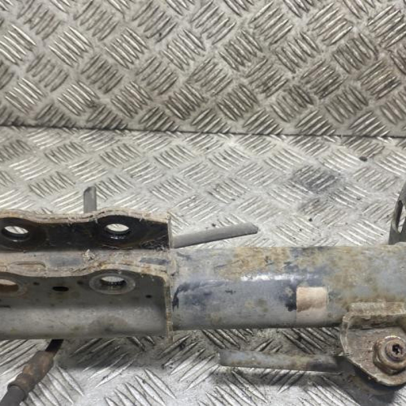 Amortisseur avant droit TOYOTA YARIS 2 Photo n°2