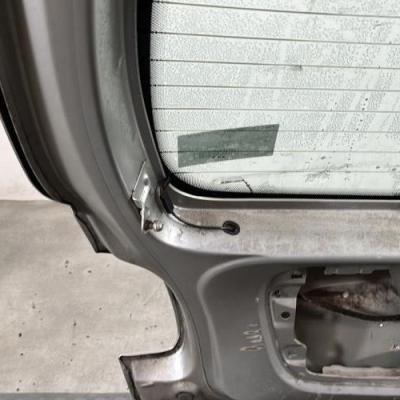 Malle/Hayon arriere PEUGEOT 206 Photo n°9