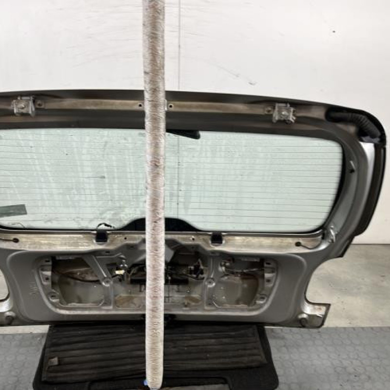 Malle/Hayon arriere PEUGEOT 206 Photo n°11