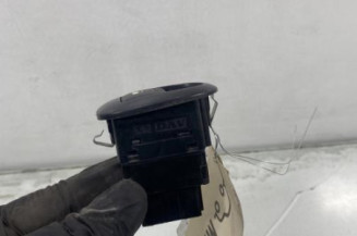 Interrupteur de leve vitre arriere droit PEUGEOT 406