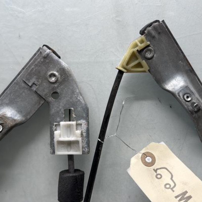 Leve vitre electrique avant gauche PEUGEOT 206 Photo n°8