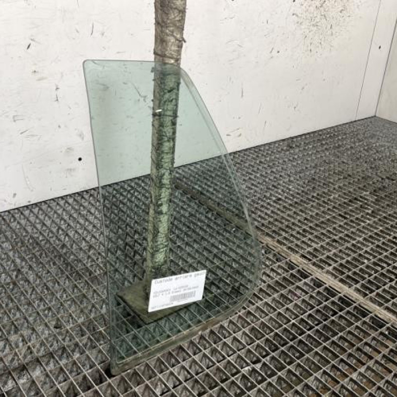 Custode arriere gauche (porte) VOLKSWAGEN GOLF 4 Photo n°3