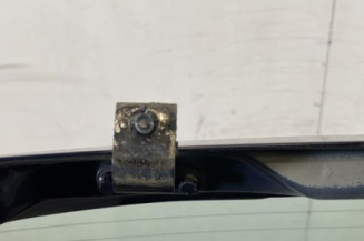 Malle/Hayon arriere VOLKSWAGEN GOLF 4