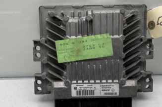Calculateur moteur RENAULT SCENIC 2 Photo n°1