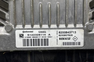 Calculateur moteur RENAULT SCENIC 2